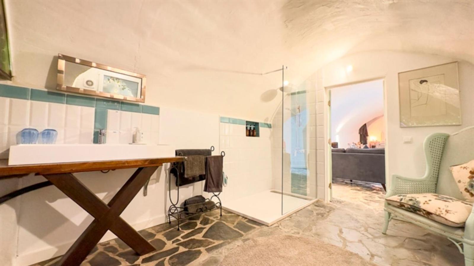 Nomadara - Boutique B&B Coin Bilik gambar